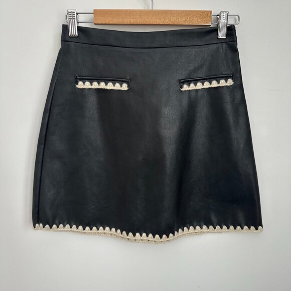 Vegan leather skirt with knit stitching - Picture 1 of 4